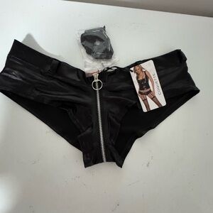 NWT cheeky panties